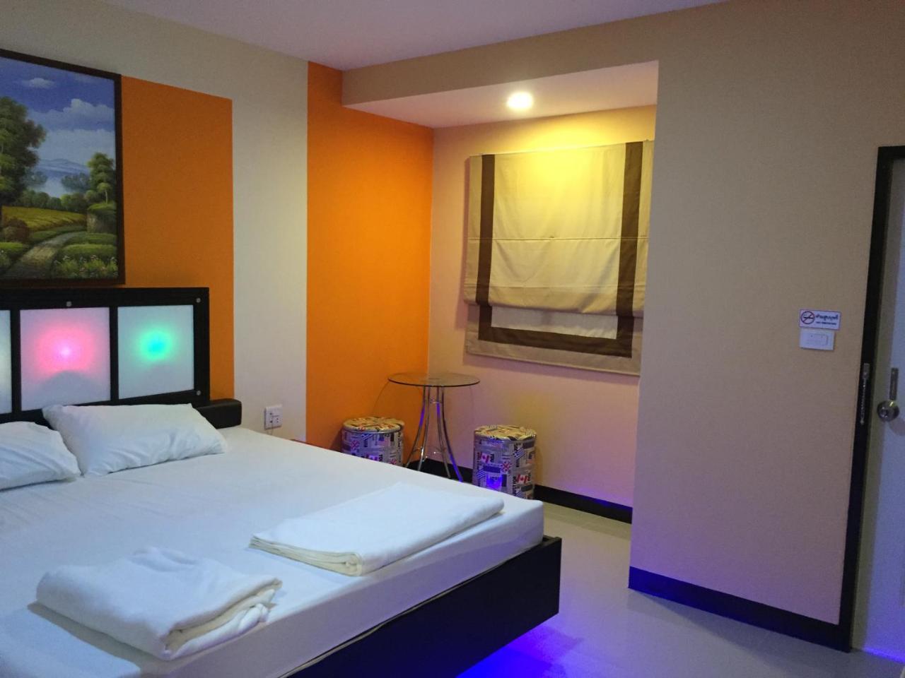 Jirapa Modern Resort Chonburi Zewnętrze zdjęcie