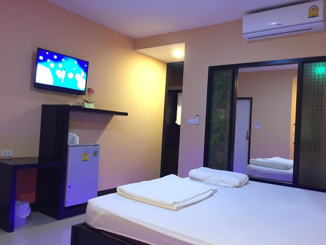 Jirapa Modern Resort Chonburi Zewnętrze zdjęcie
