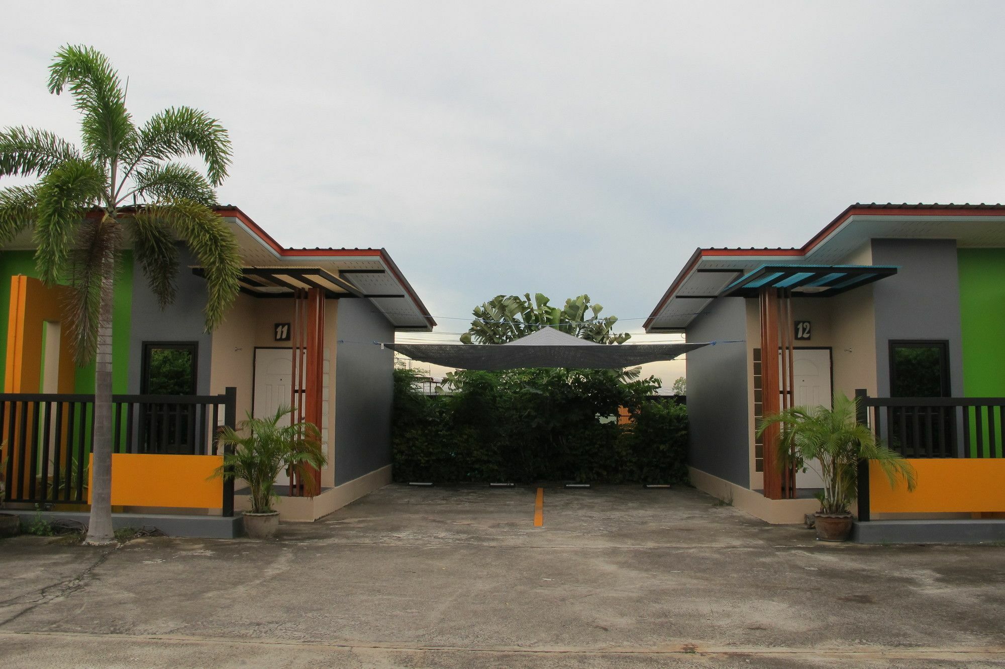Jirapa Modern Resort Chonburi Zewnętrze zdjęcie